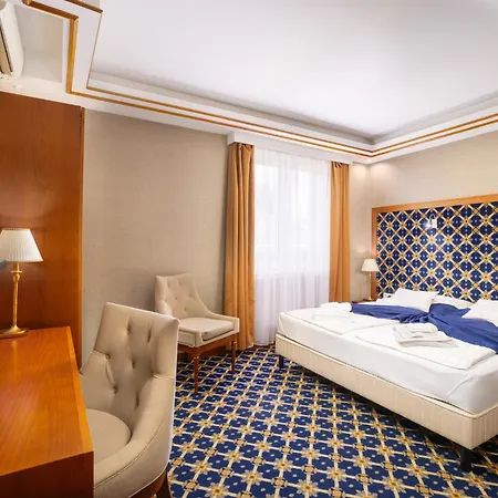 Hotel Central 4*