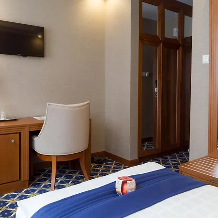 Hotel Central Отель