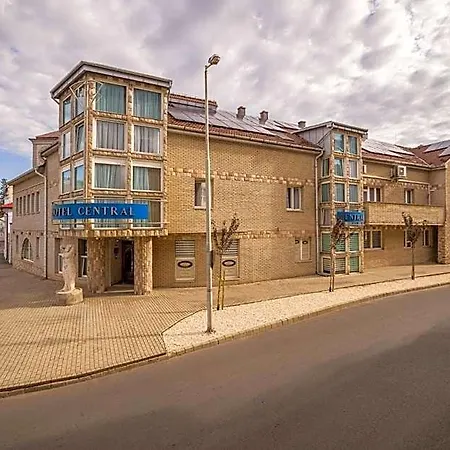 Hotel Central מלון