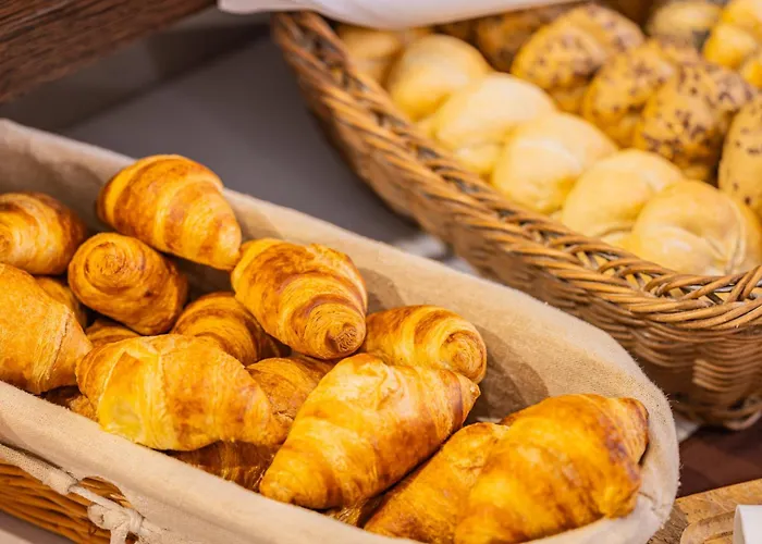 호텔 Hotel Central 4*