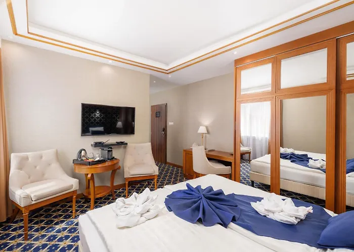 호텔 Hotel Central 4*