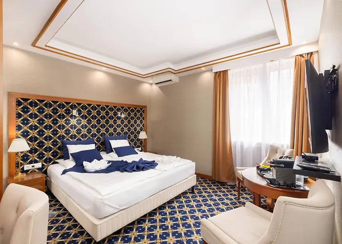 호텔 Hotel Central 4*