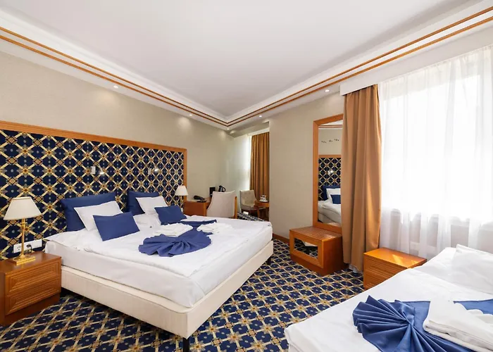 호텔 Hotel Central Nyíregyháza