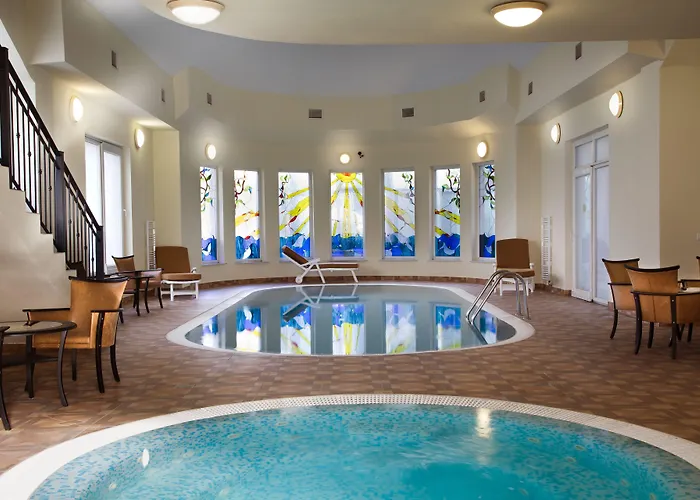 호텔 Hotel Central Nyíregyháza