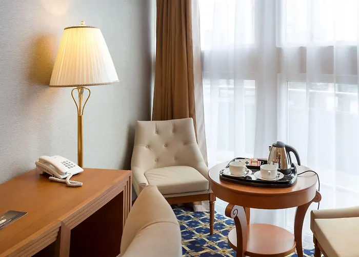 Hotel Hotel Central Mestecǎneşti